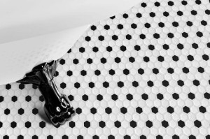 Mini-Hexagon-Mix-Bathroom-560x373.jpg