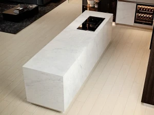 Elegancka płyta spiek kwarcowy Carrara Blanco 120x260 mm o grubości 5,6 mm przeznaczona na ściany i blaty kuchenne