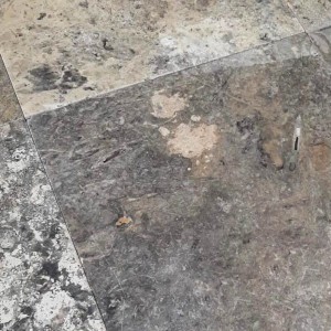 plytki-trawertyn-silver-ash-bebnowany-61x61x3-cm (1).jpg