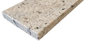 Parapet z Granitu Kashimr White Szczotkowany 122x30x2 Parapety granitowe na wymiar