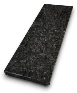 Parapet z Granitu Black Antracite Polerowany 92x30x2 Parapety granitowe na wymiar