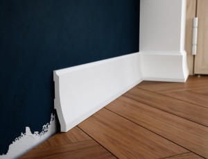 Creativa PRO-104 Listwa przypodłogowa