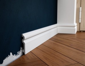 Creativa PRO-109 Listwa przypodłogowa