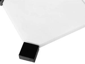 Pure-BW-OCTAGON-100-4-560x420.jpg