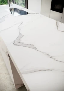 Spiek kwarcowy Estatuario Ex Blanco 120x60 5,6mm mat natural coverlam