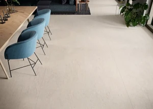 Powierzchnia-matowa-Basaltina-Beige-120x120-cm-Coverlam.webp